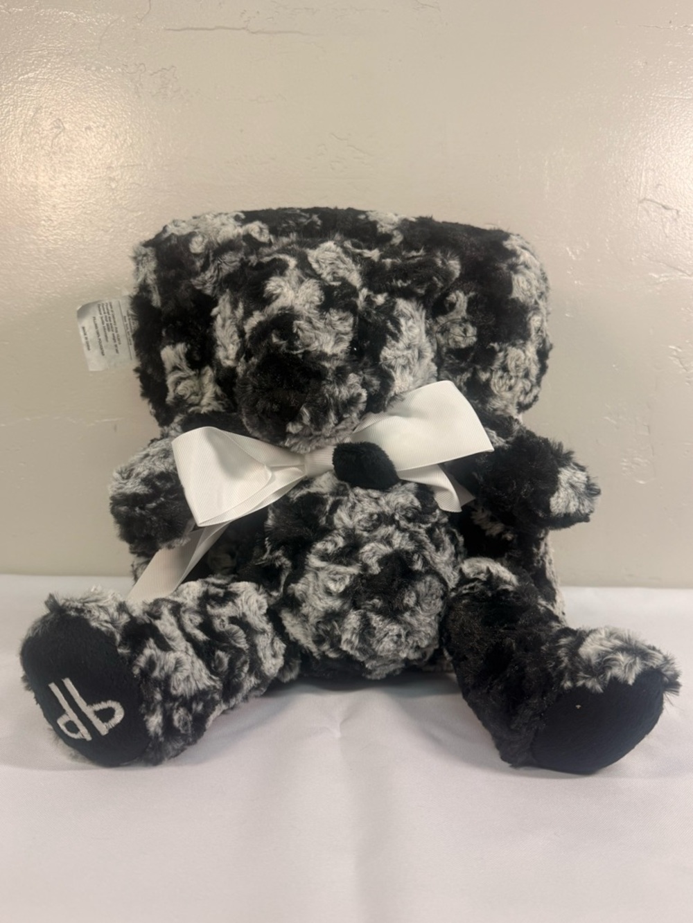 Dennis Basso Home 55 x 65 Marbled Chinchilla Faux Fur Throw and Teddy Bear NWT